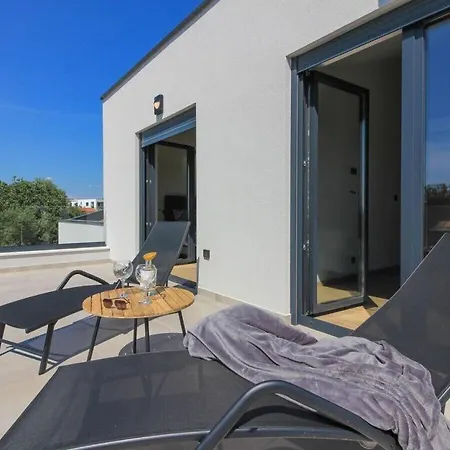 Esire With Private Pool *