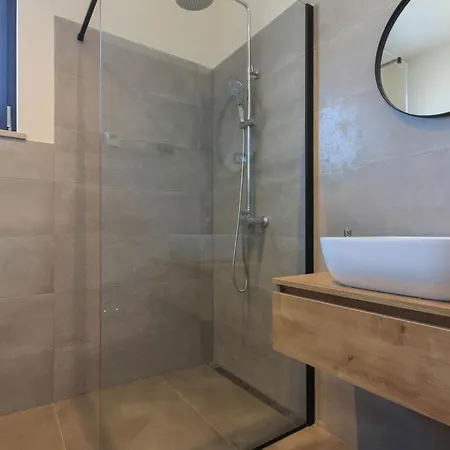 Esire With Private Pool *